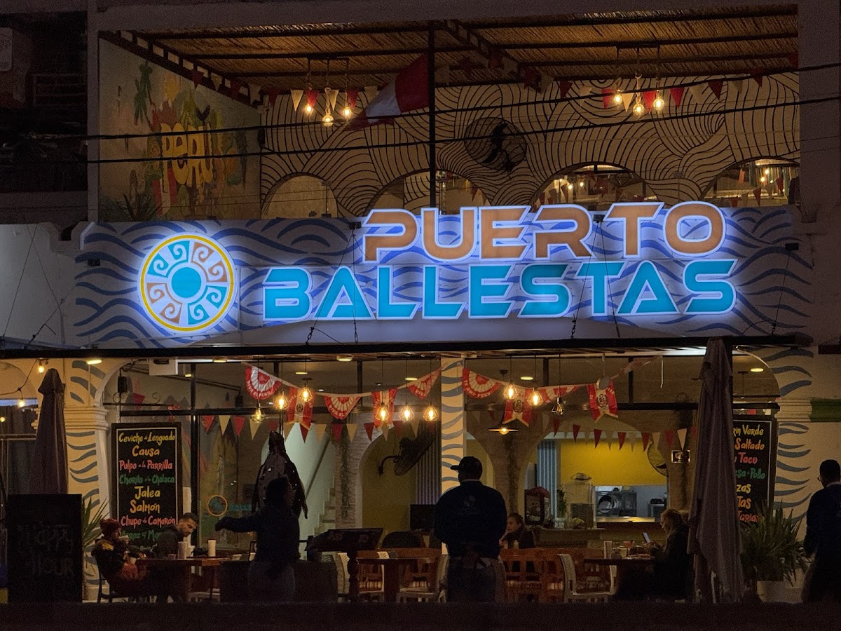 Restaurante Puerto Ballestas Paracas